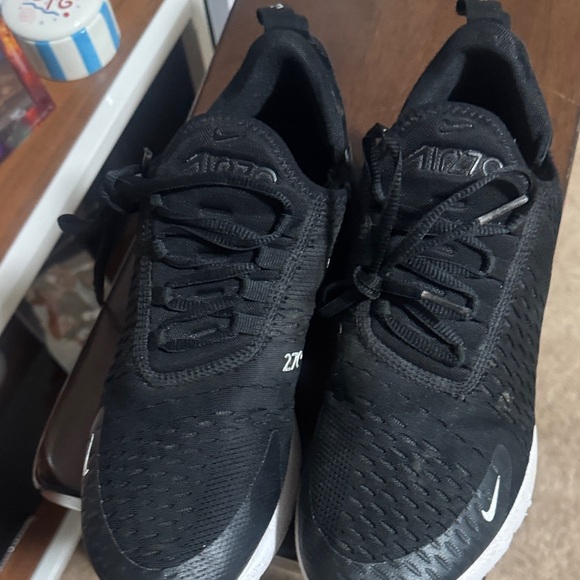 Nike Air Max 270 Black and White youth sz7 /Men's Athletic Shoes - Picture 5 of 11